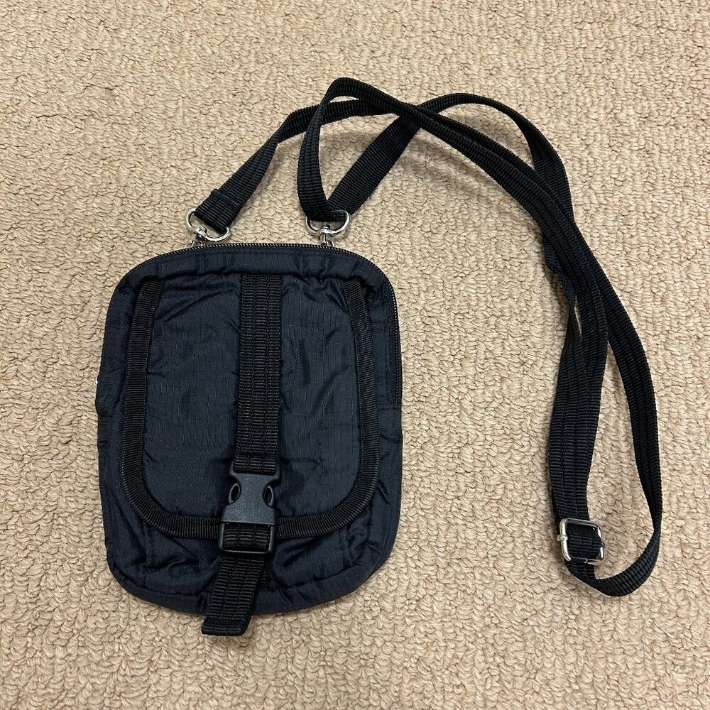 Uniqlo vintage 90s mini crossbody bag black pockets